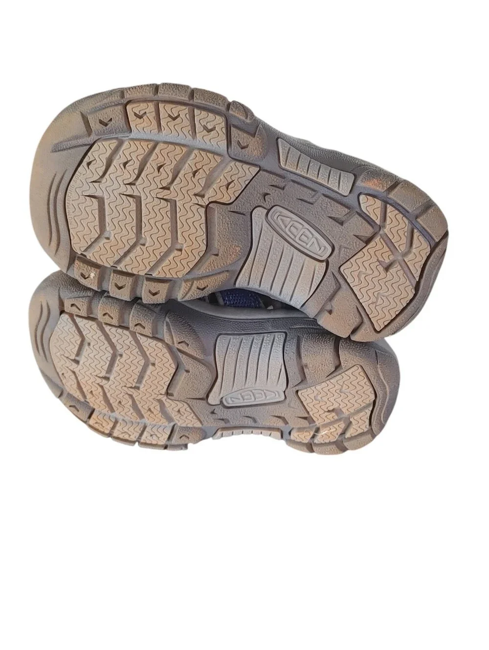 Keen excellent size